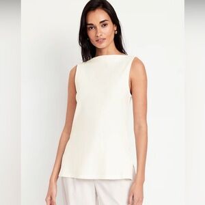 Old Navy Cream Sleeveless Ribbed Slit-Neck Tank